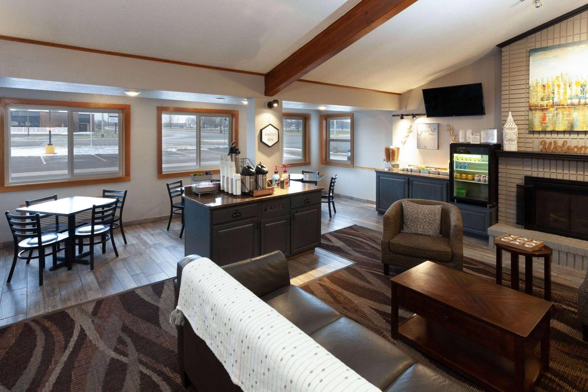 Americinn By Wyndham New Richmond מראה חיצוני תמונה